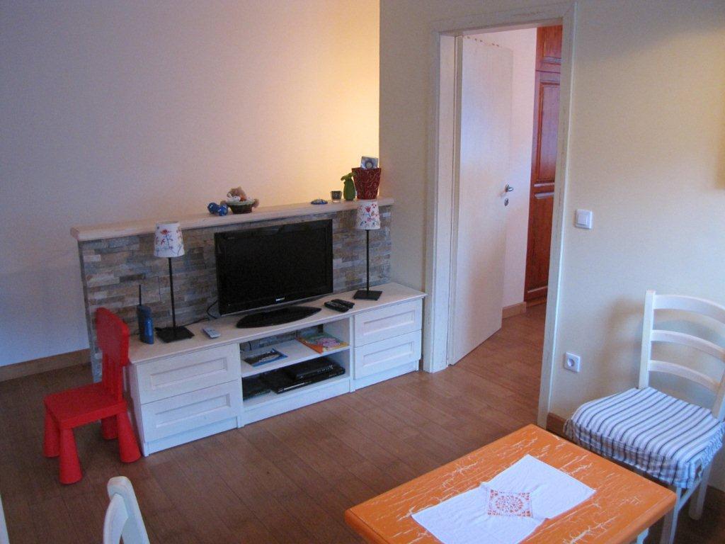 Apartment Mojstrovka With Terrace In City Center Kranjska Gora Rom bilde